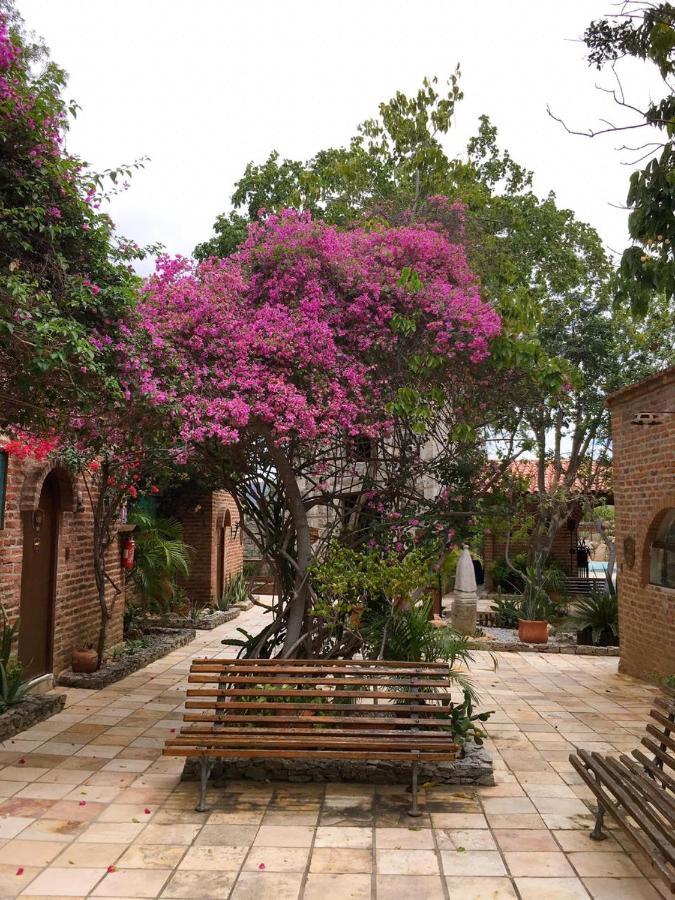 Pousada Da Paixao Fazenda Nova Bagian luar foto